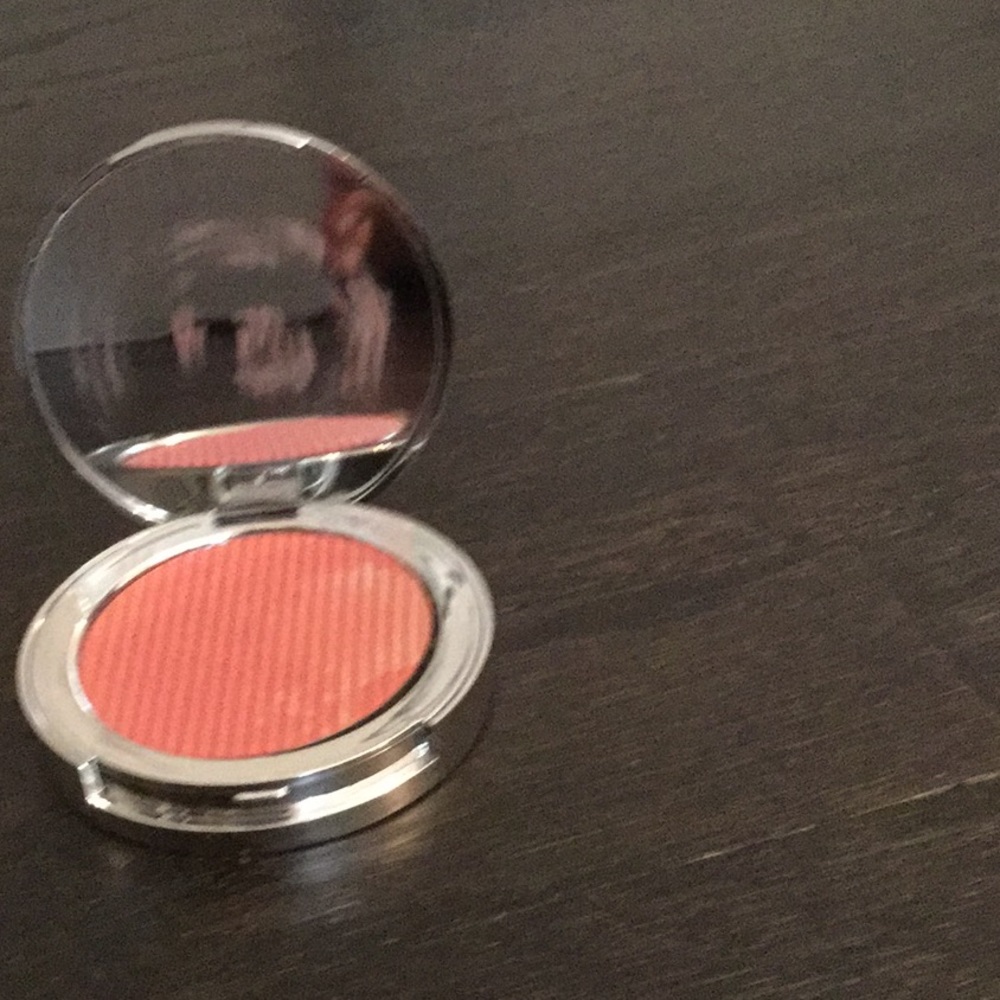 Esteem edit blush